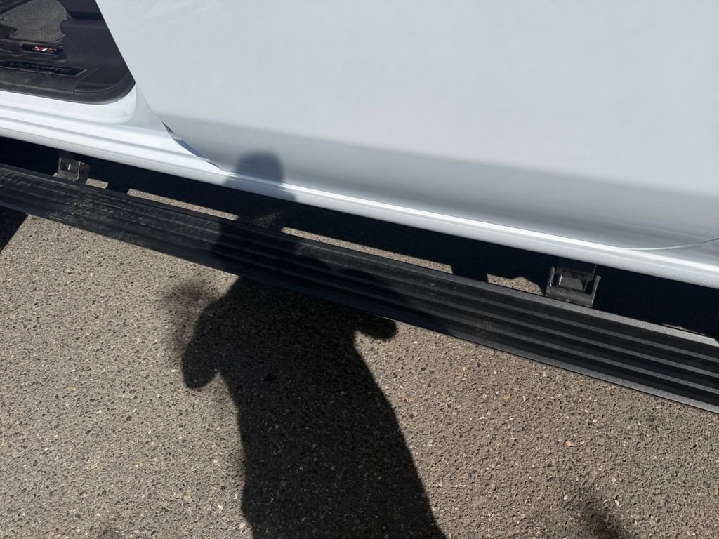 Used 2026 White GMC Denali Ultimate image 30