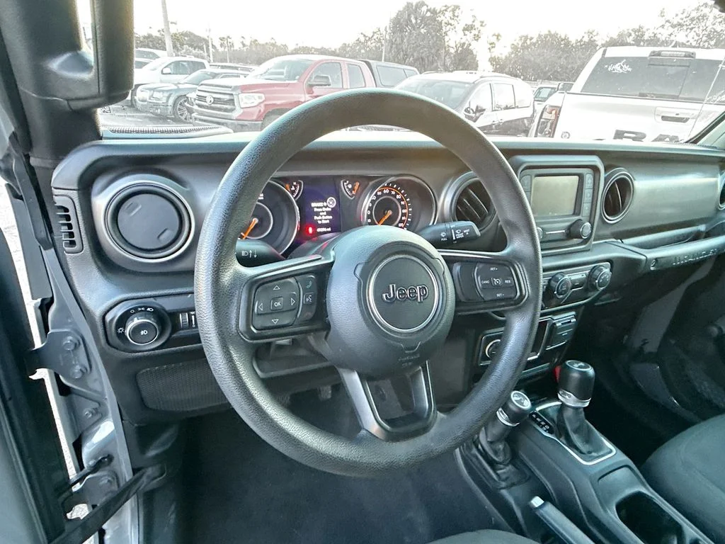 Used 2021 Gray Jeep Unlimited Willys image 12