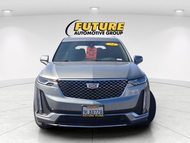 Used 2024 Silver Cadillac Luxury image 2