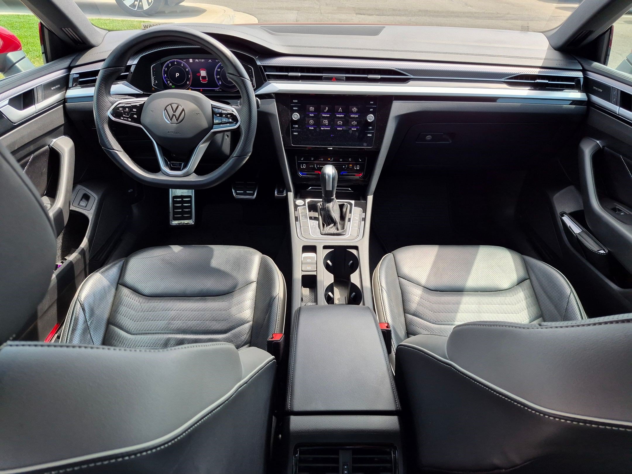 Used 2023 Kings Red Metallic Volkswagen SEL Premium R-Line image 30