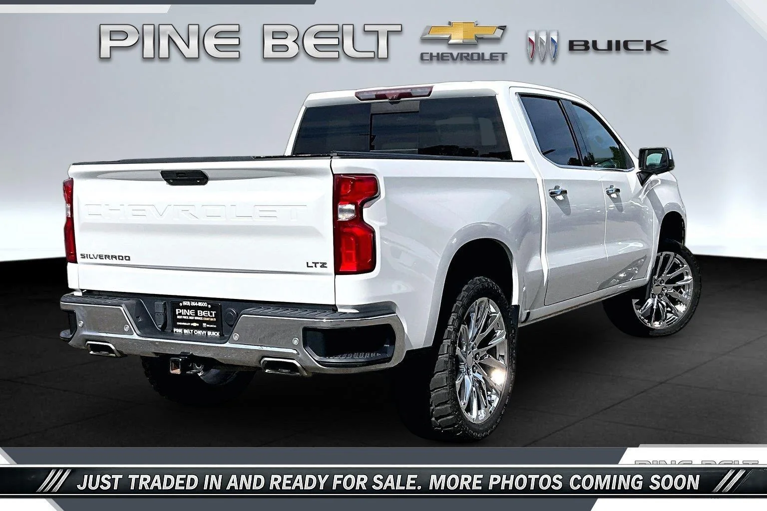 Used 2021 SUMMIT WHITE Chevrolet LTZ image 12