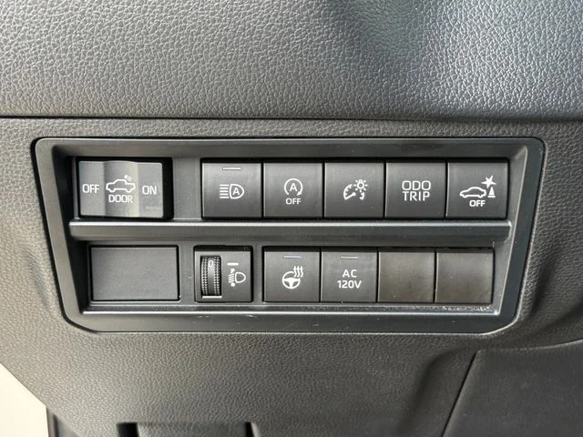 2022 Toyota Tundra Limited - Photo 25