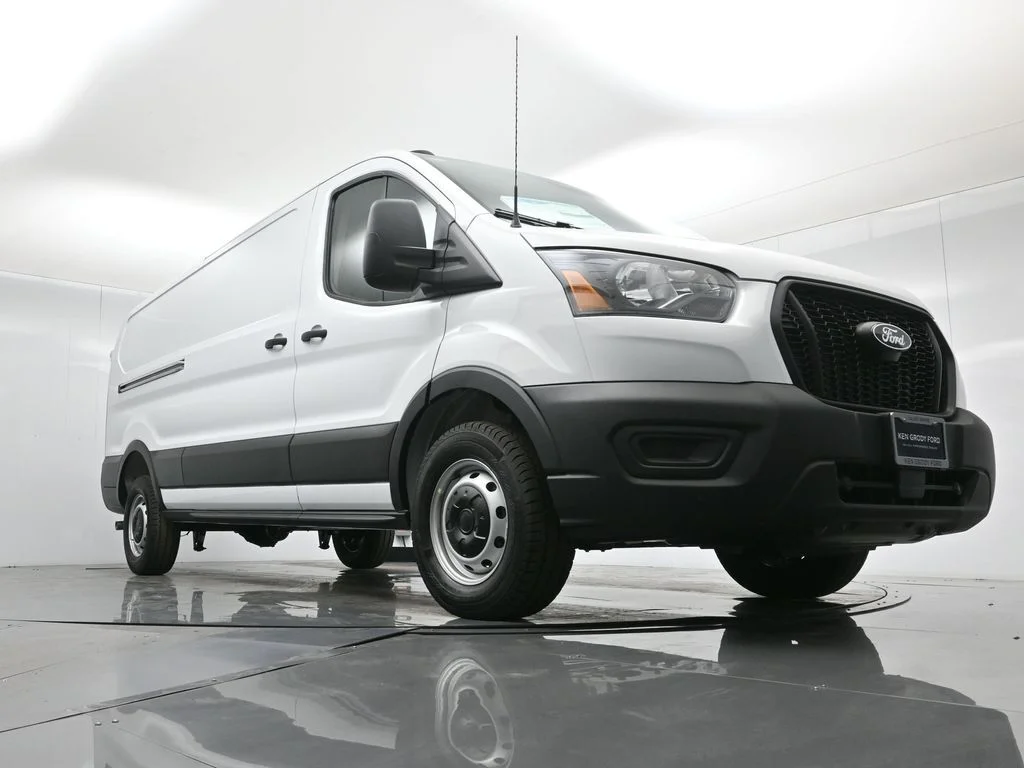 New 2026 White Ford Base image 44
