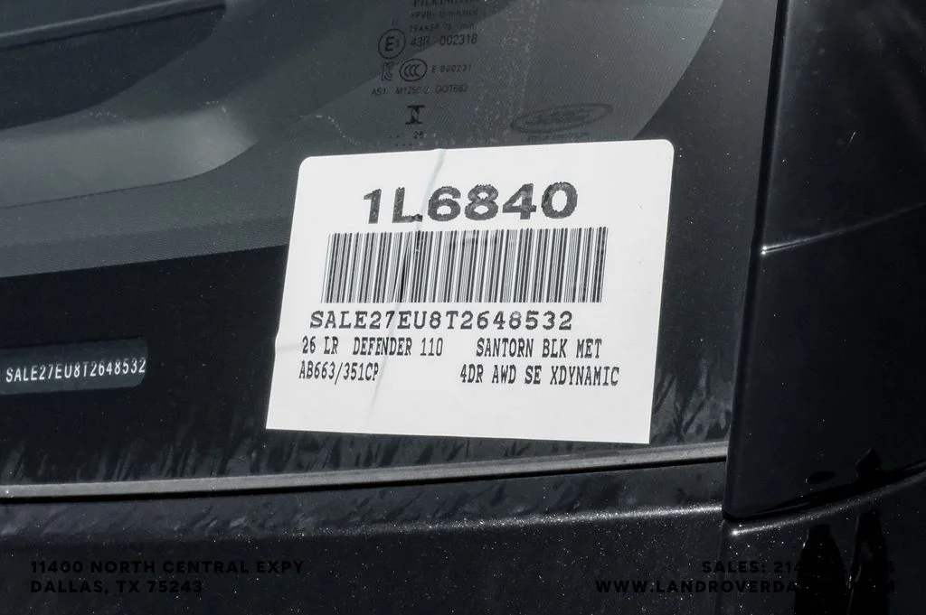 New 2026 Santorini Black Metallic Land Rover X-Dynamic SE image 46