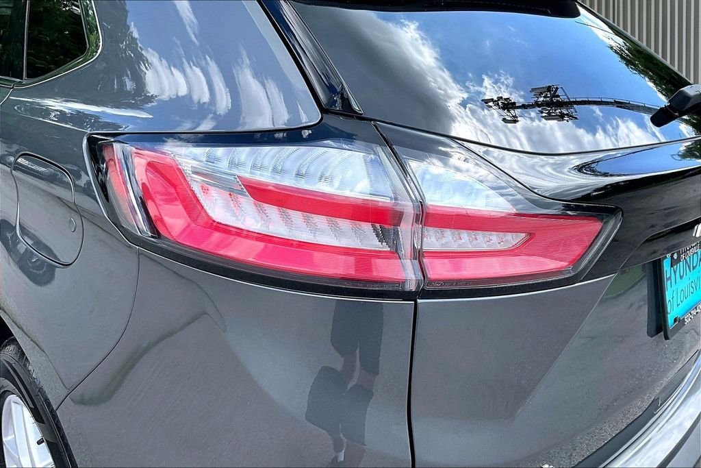 Used 2023 Gray Ford SEL image 31