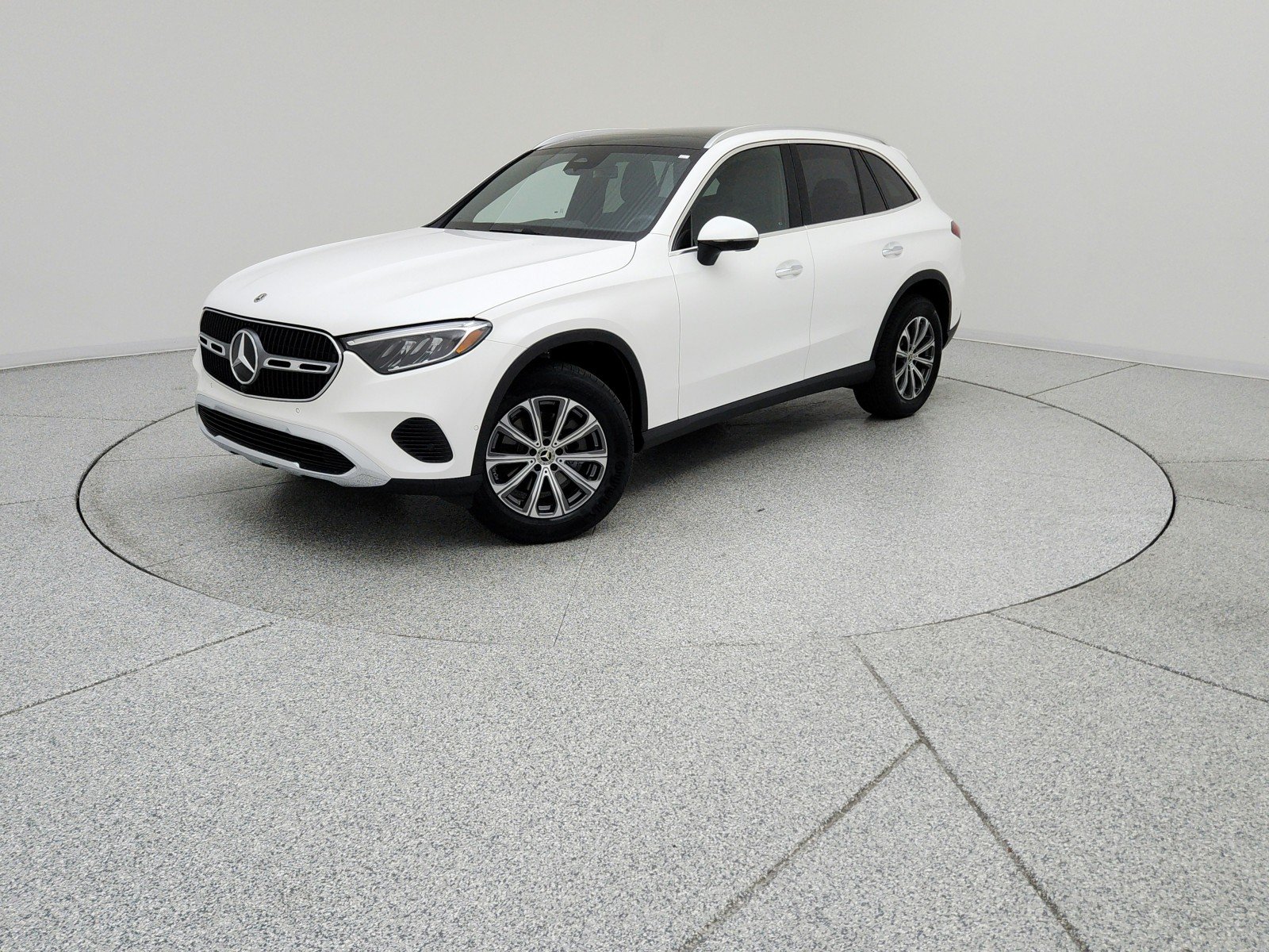 2026 Mercedes-Benz GLC