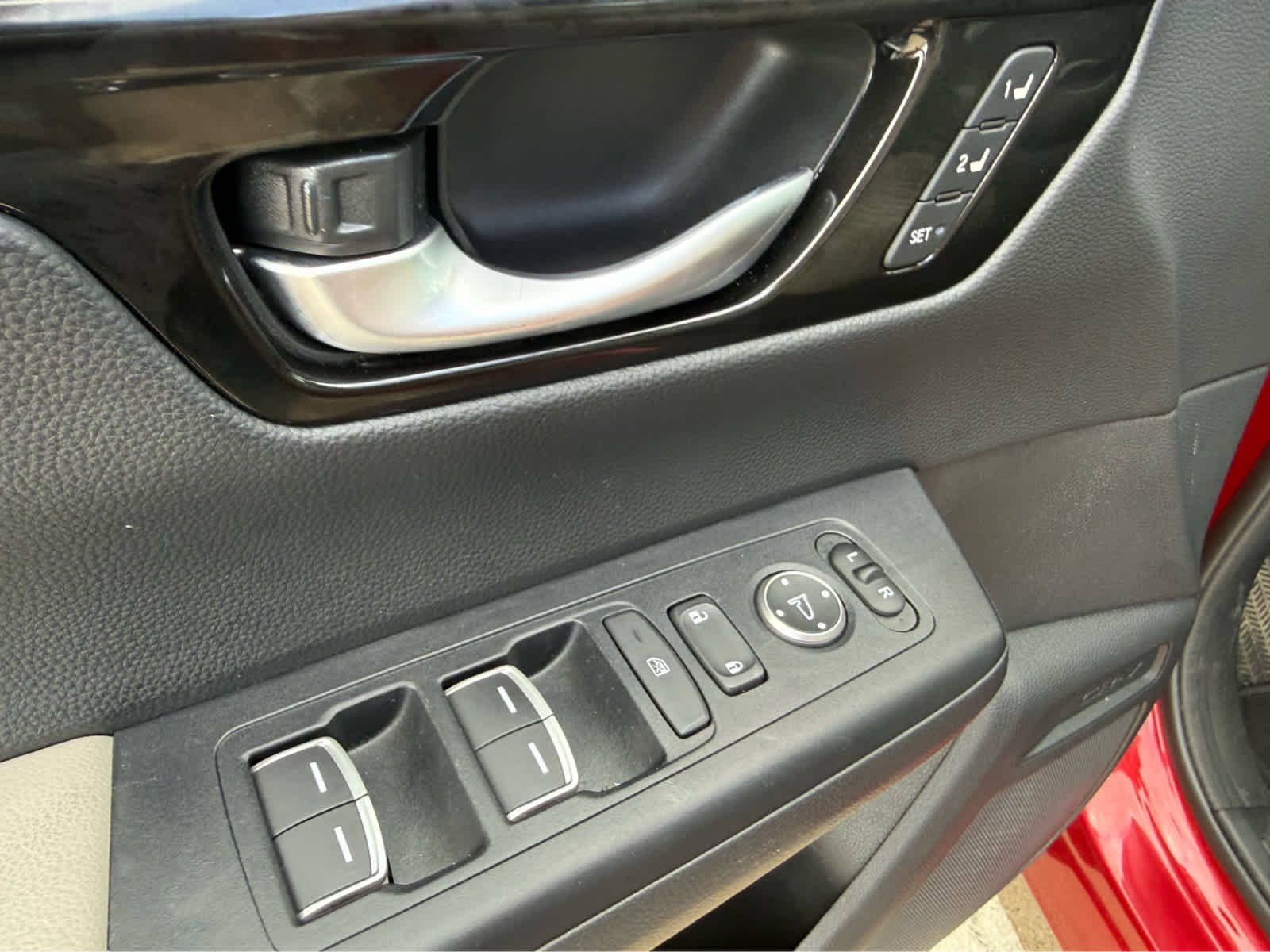 Used 2024 Radiant Red Metallic Honda EX-L image 21