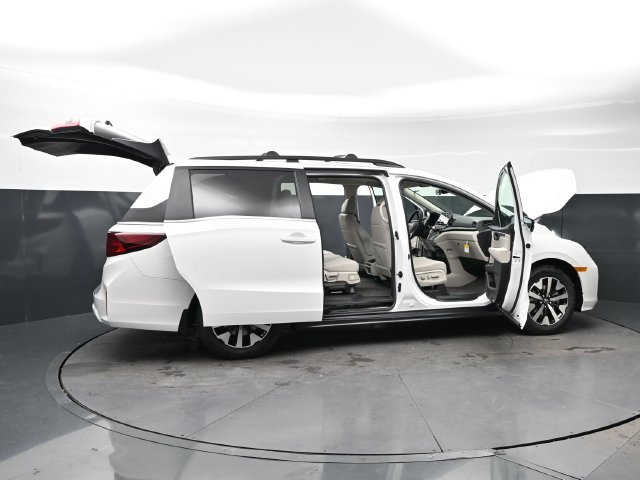 New 2027 Platinum White Pearl Honda EX-L image 37