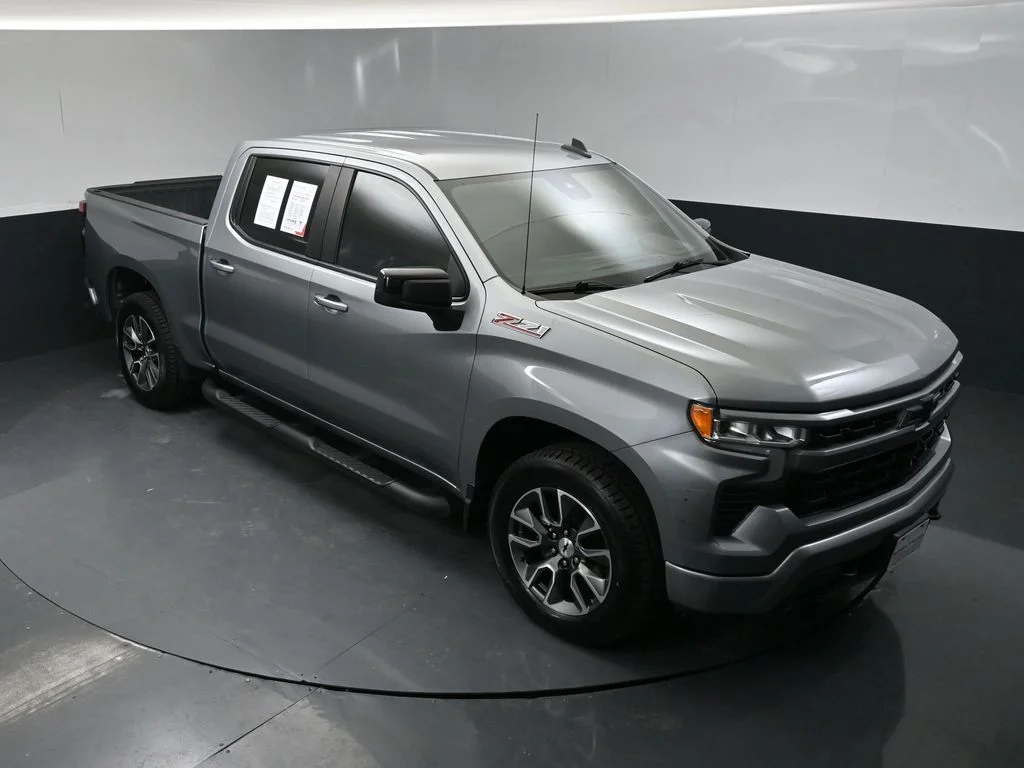 Used 2024 Gray Chevrolet RST image 36