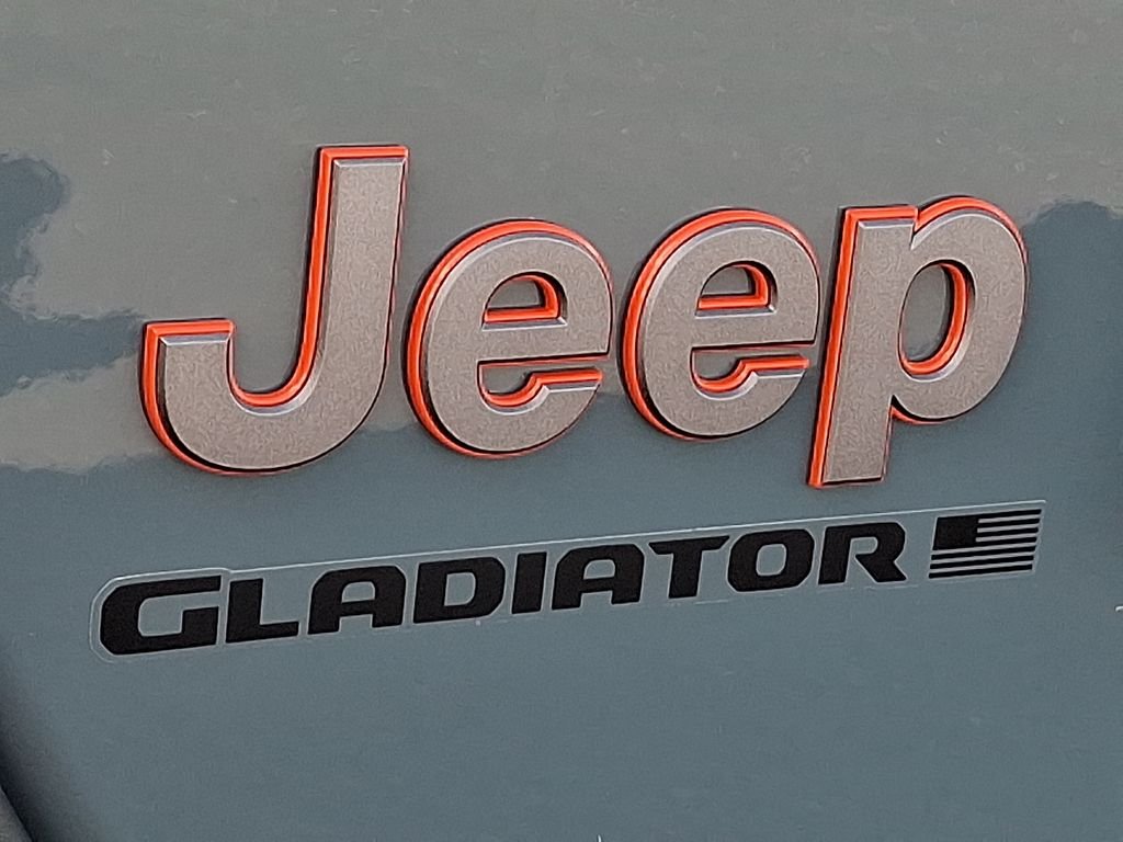 Used 2026 Gray Jeep Mojave image 28