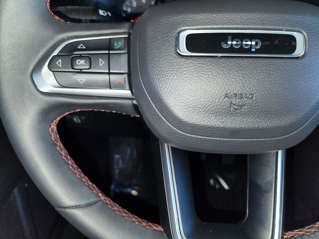 Used 2025 White Jeep Trailhawk image 24