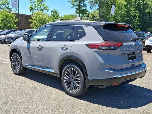 New 2026 Gray Nissan Platinum image 4