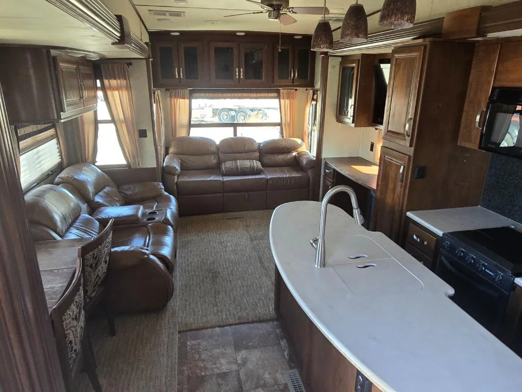 Used 2013 Tan Crossroads  image 16