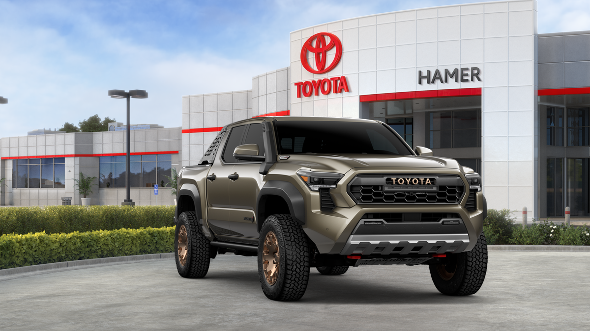 New 2026 Bronze Oxide Toyota Trailhunter image 33
