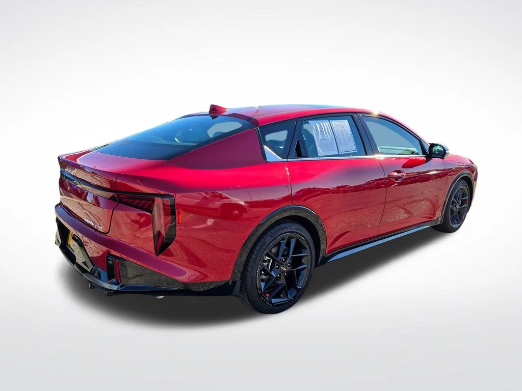 Used 2025 Red Kia GT-Line Turbo image 3