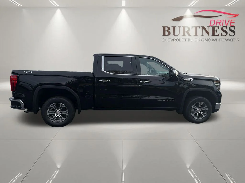 2026 GMC Sierra 1500 SLT - Photo 9