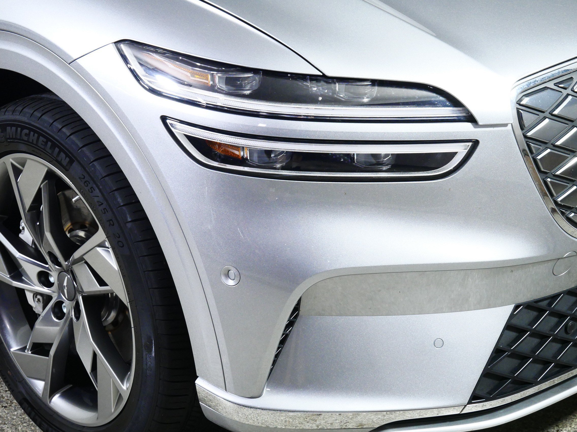 Certified Used 2023 Savile Silver Genesis Advanced image 16