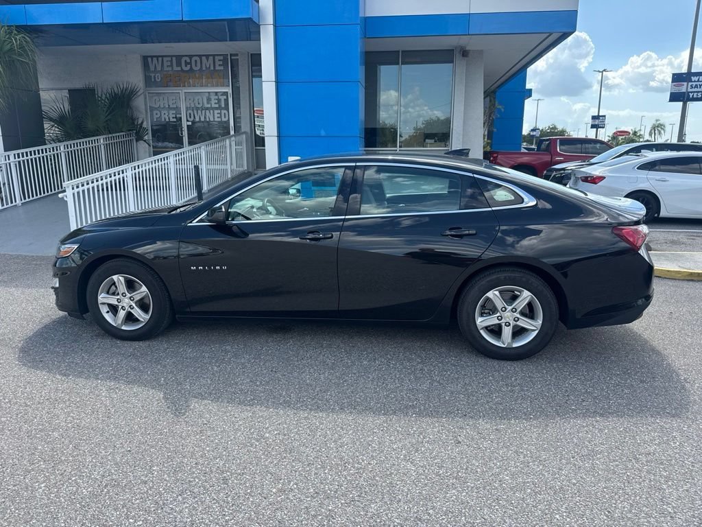Used 2022 Mosaic Black Metallic Chevrolet LT image 7