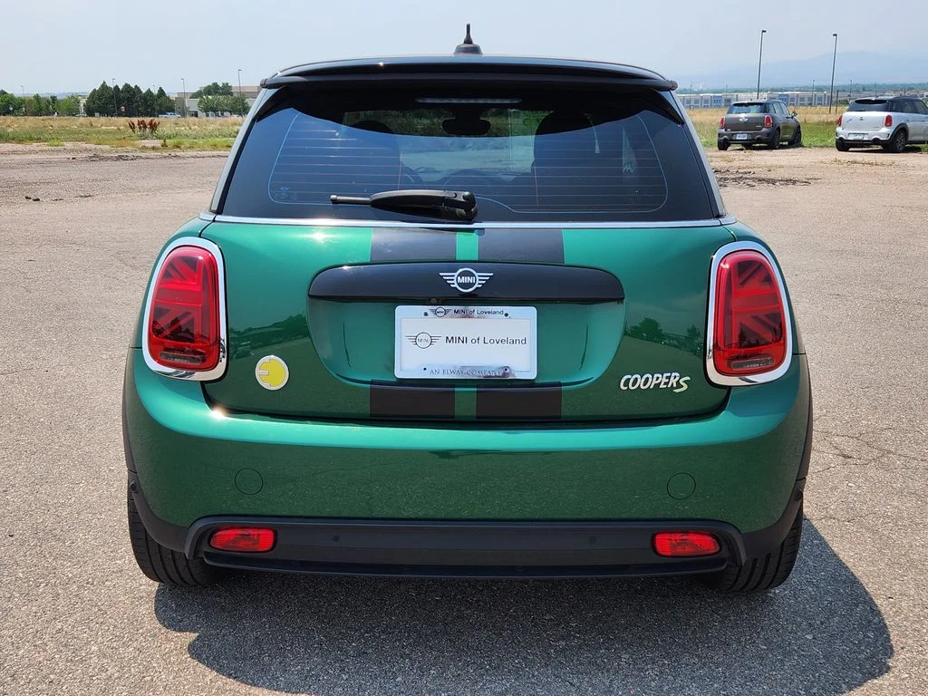 Certified Used 2022 British Racing Green MINI Cooper SE image 12