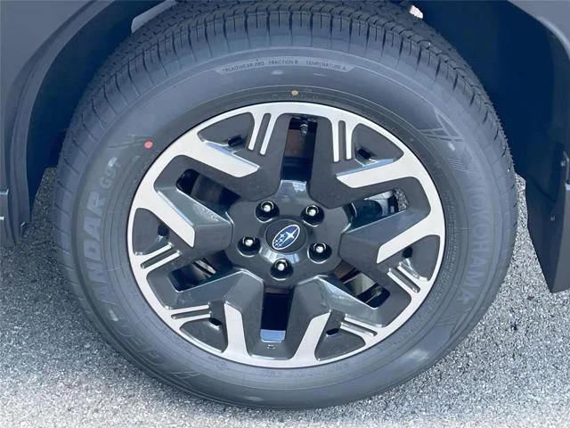 New 2026 CRYSTAL WHITE PEARL Subaru Premium image 11
