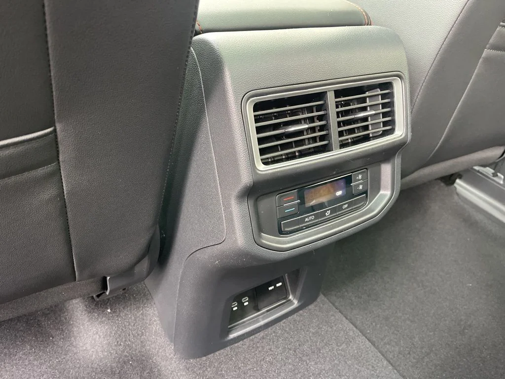 New 2026 Pure Gray Volkswagen 2.0T Peak Edition image 23