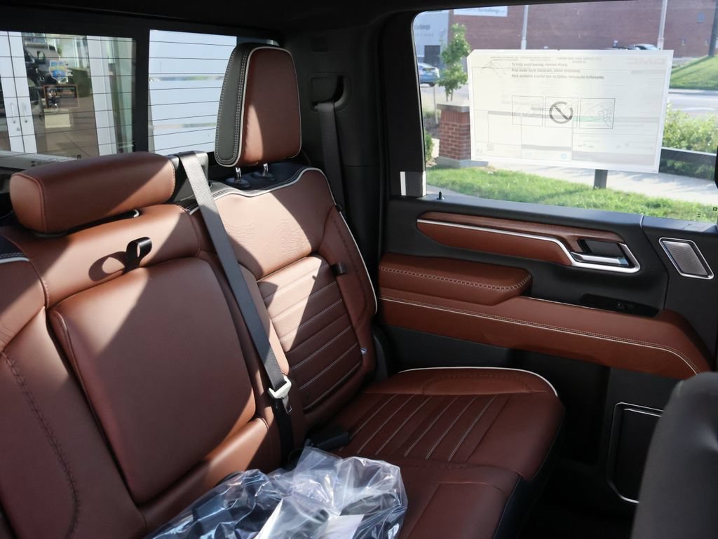 2026 GMC Sierra 2500HD Denali Ultimate - Photo 13