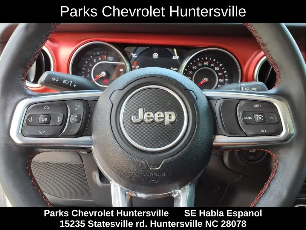 Certified Used 2022 White Jeep Rubicon image 18