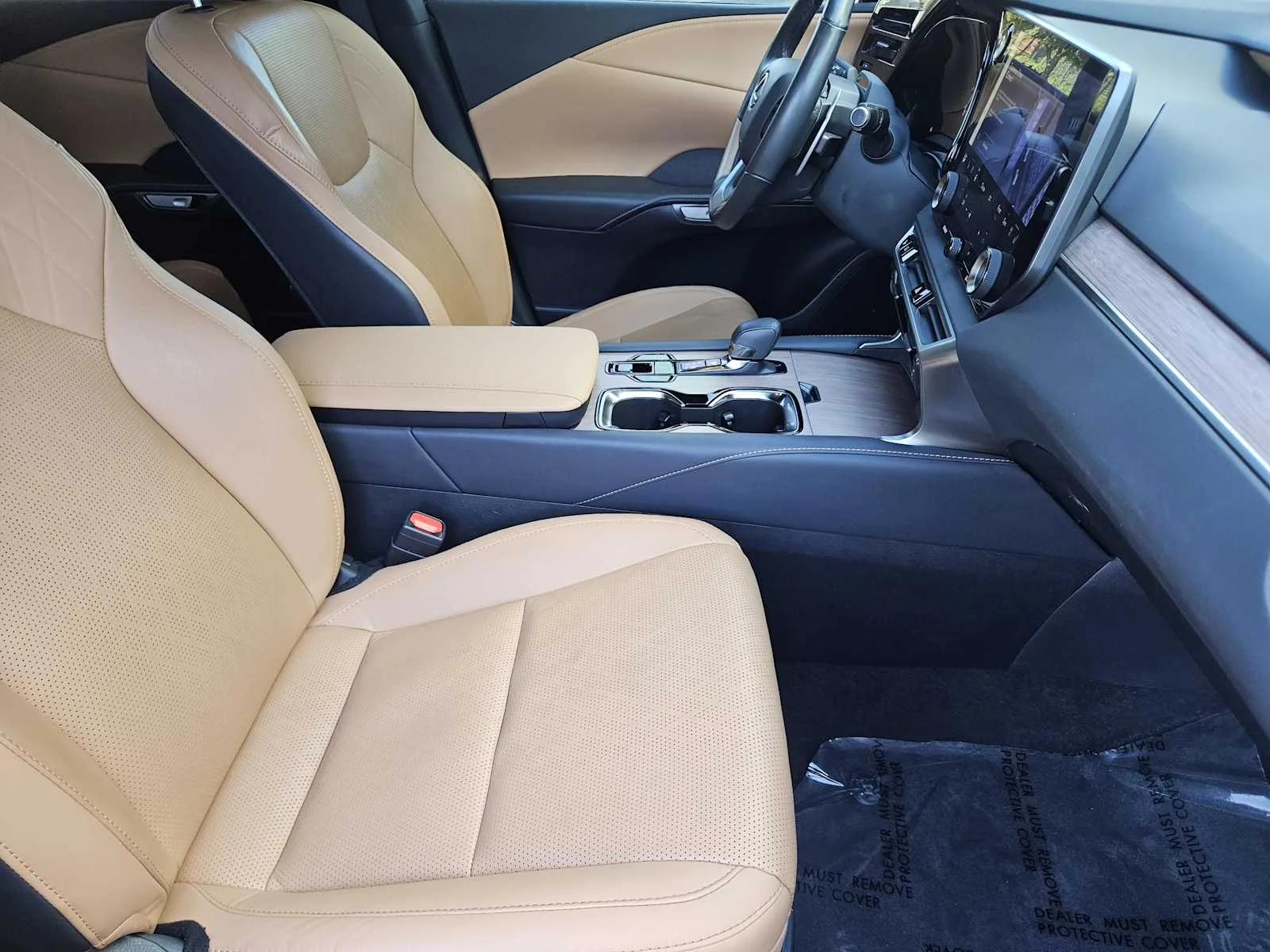 Certified Used 2024 COPPER CREST Lexus Premium Plus image 9