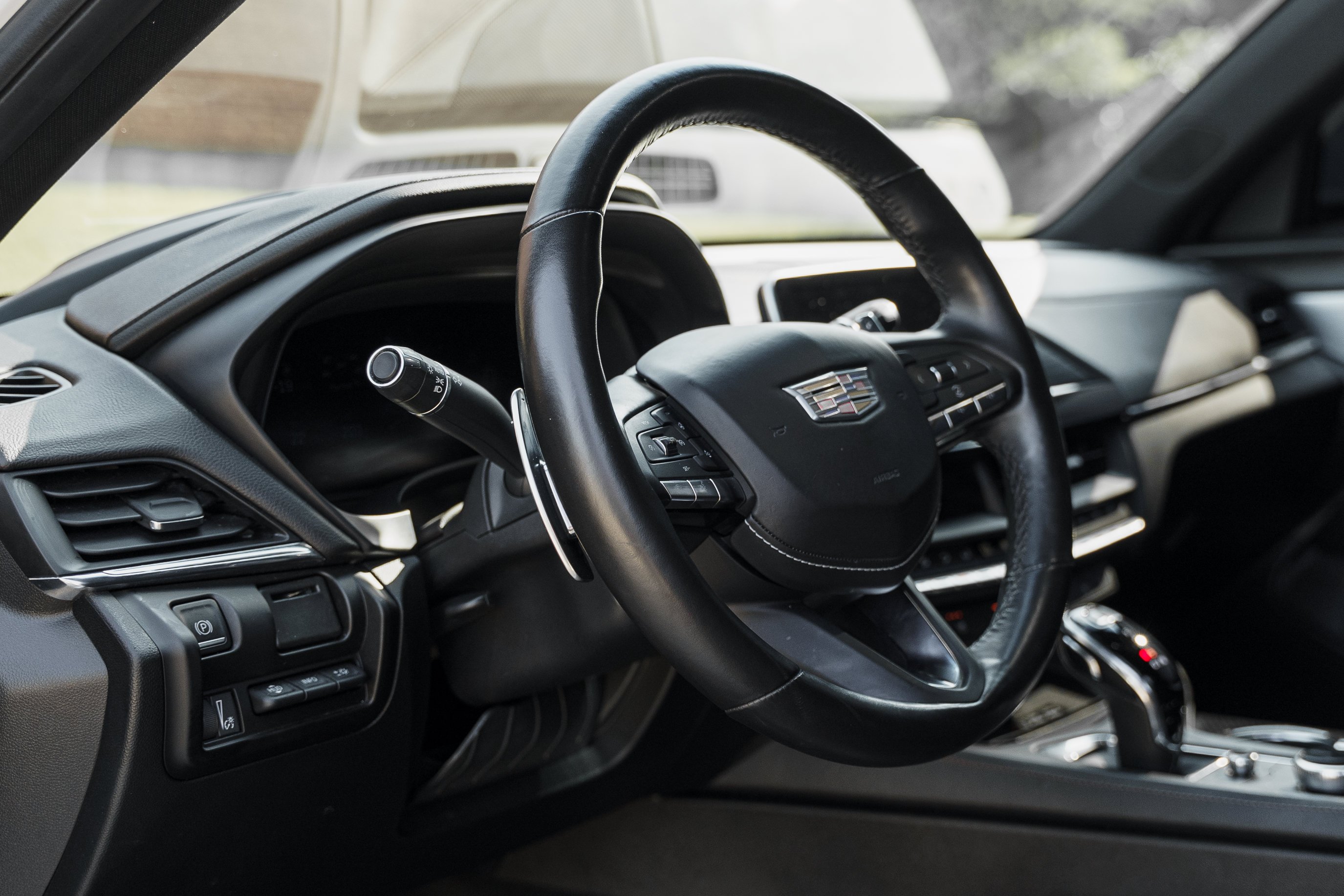 Used 2022 Summit White Cadillac VSERIES image 9