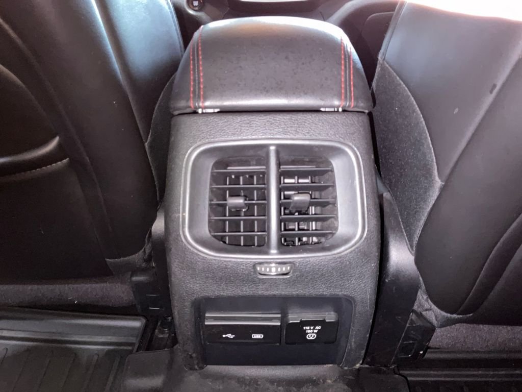 Used 2019 White Jeep Trailhawk image 23