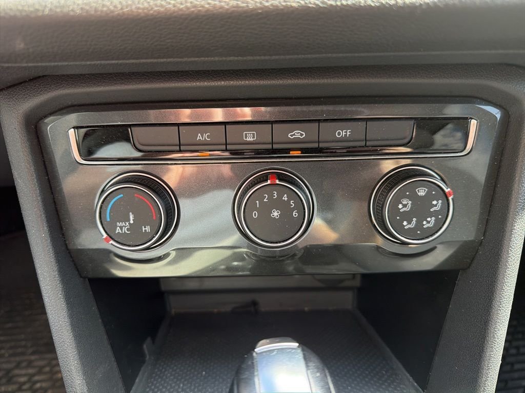 Used 2018 Red Volkswagen 2.0T S image 13