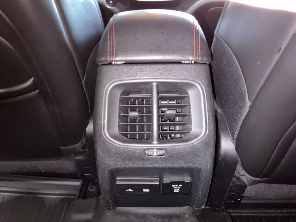 Used 2019 White Jeep Trailhawk image 23