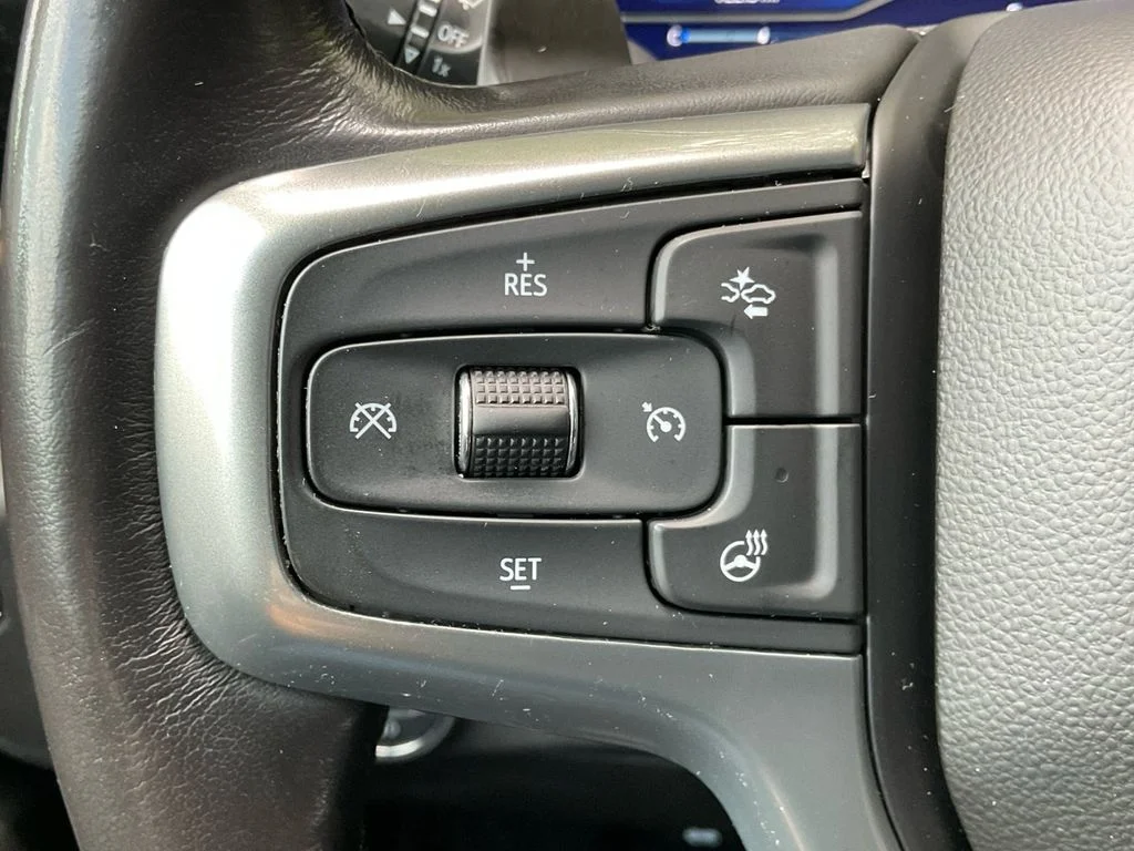 Used 2023 White Chevrolet RST image 36
