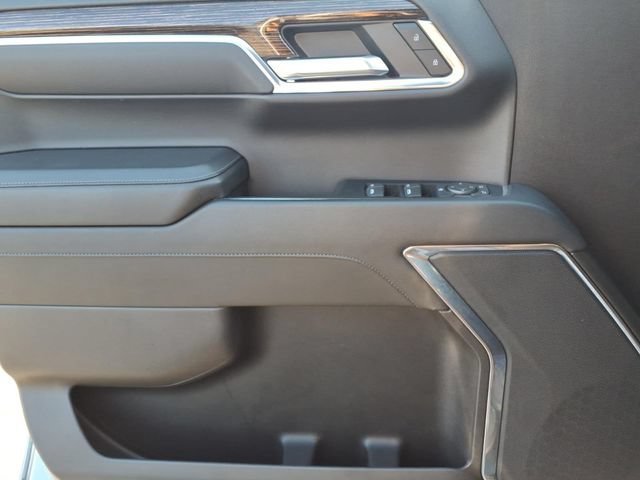 Used 2024 Sterling Metallic GMC Elevation image 14