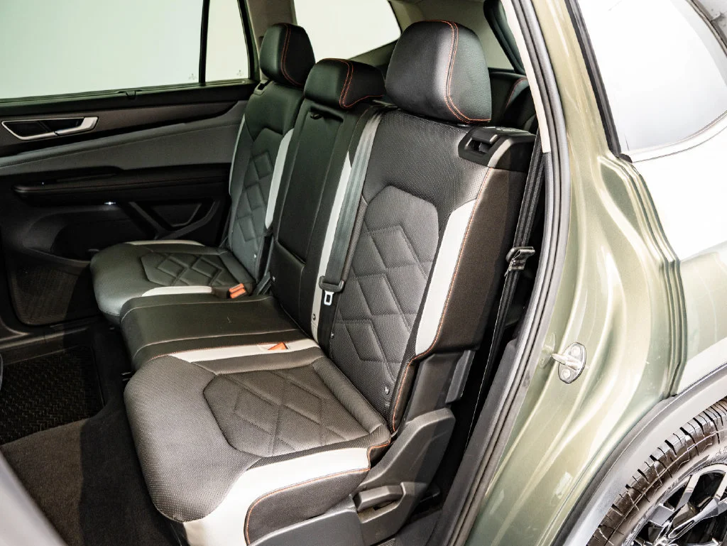Used 2025 Avocado Green Pearl Volkswagen 2.0T Peak Edition image 45