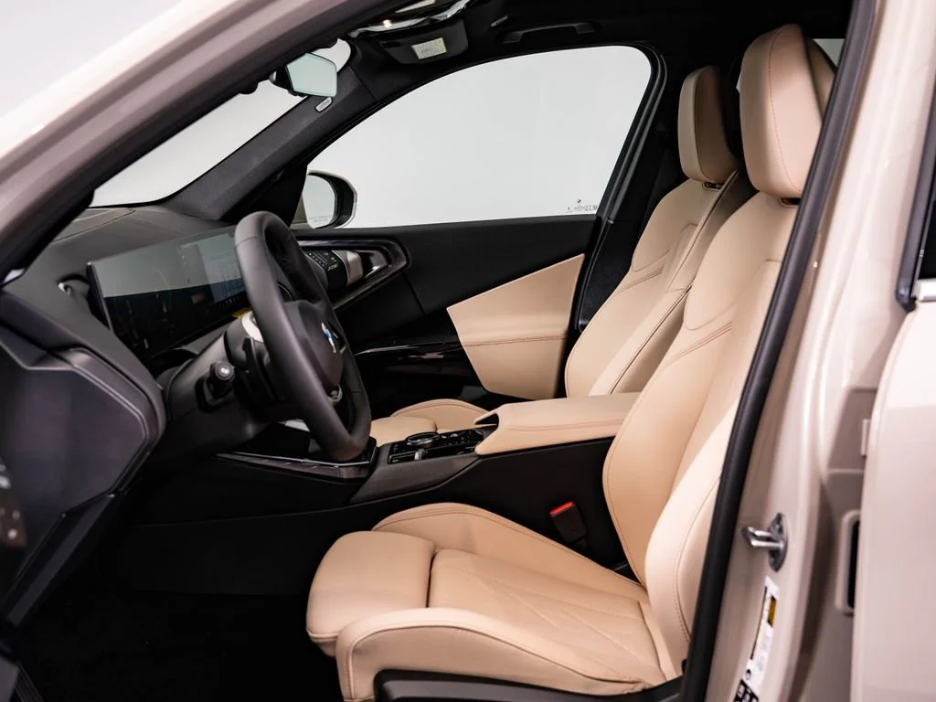 New 2026 Dune Grey Metallic BMW 30 xDrive image 22