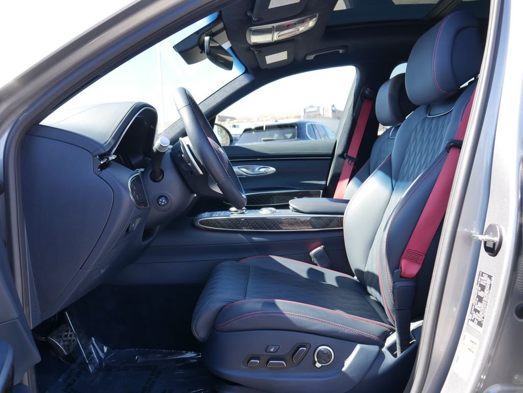 Used 2025 Silver Genesis 3.5T Sport image 13