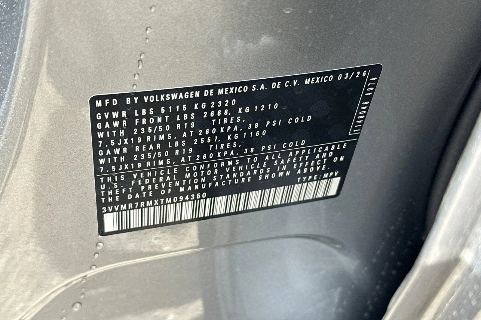 New 2026 Pyrite Silver Metallic Volkswagen SE image 28