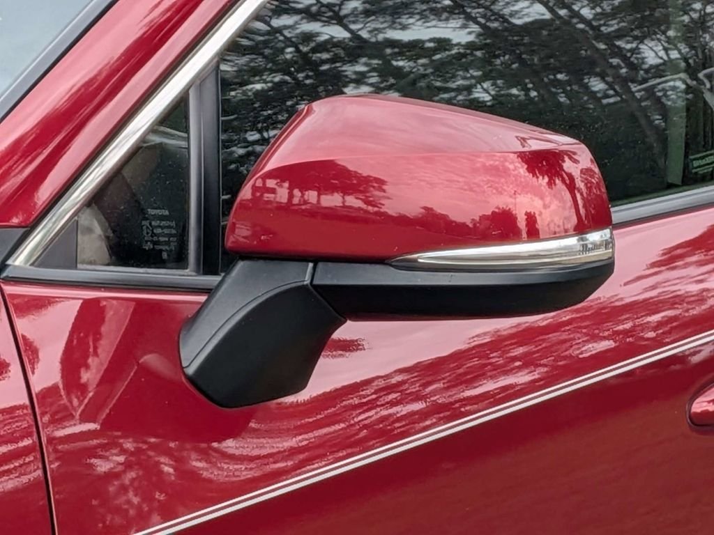 Used 2021 Red Toyota XLE Premium image 10