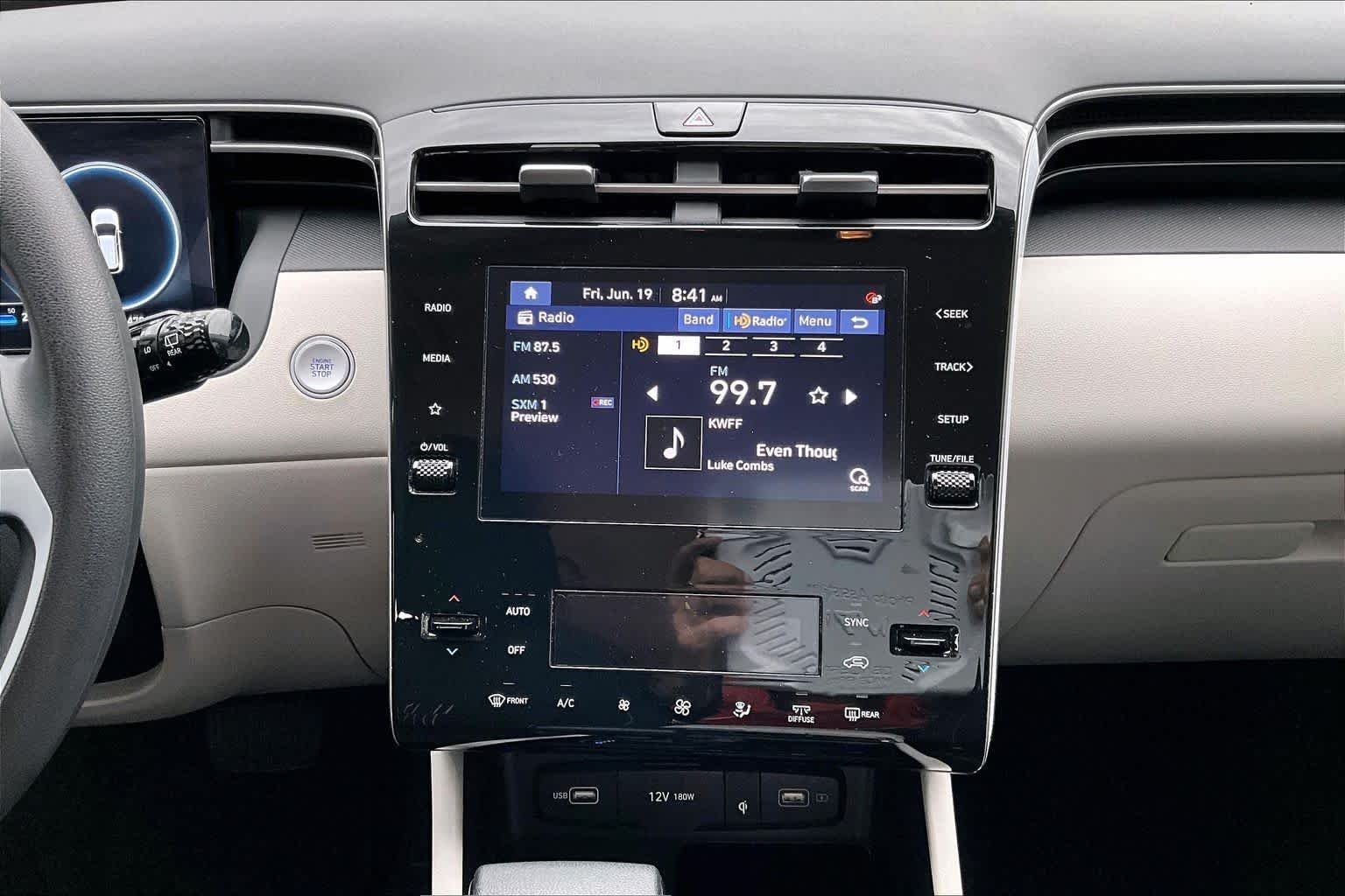 Used 2024 Hampton Gray Hyundai SEL image 7