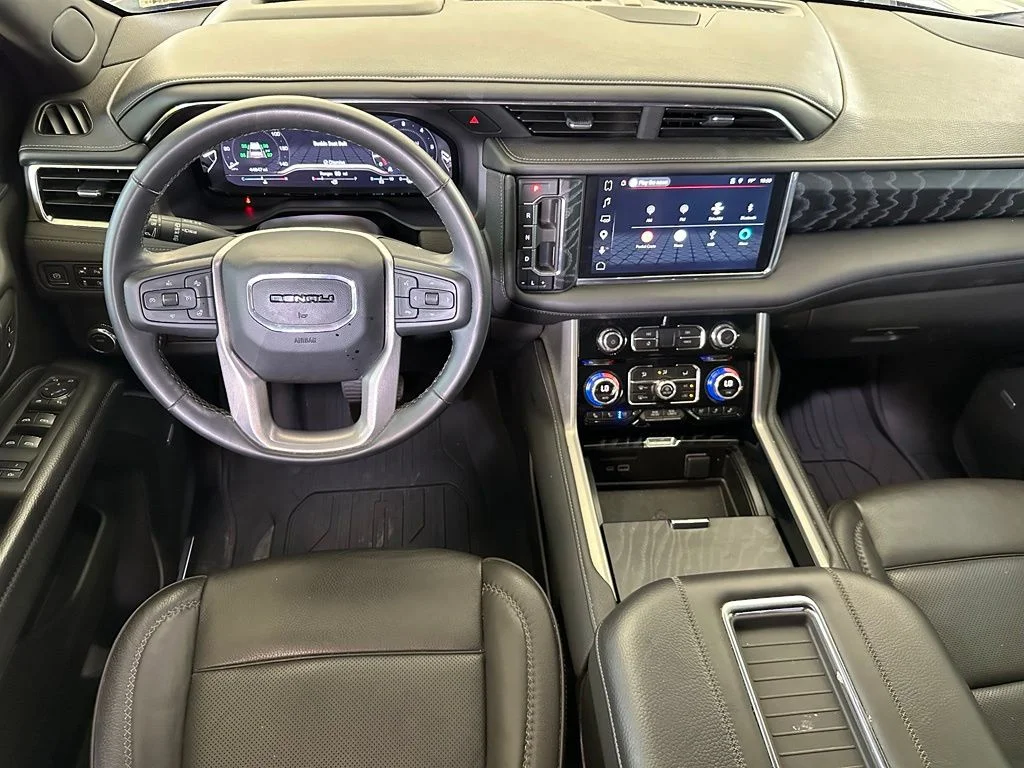 Used 2023 Silver GMC Denali image 17