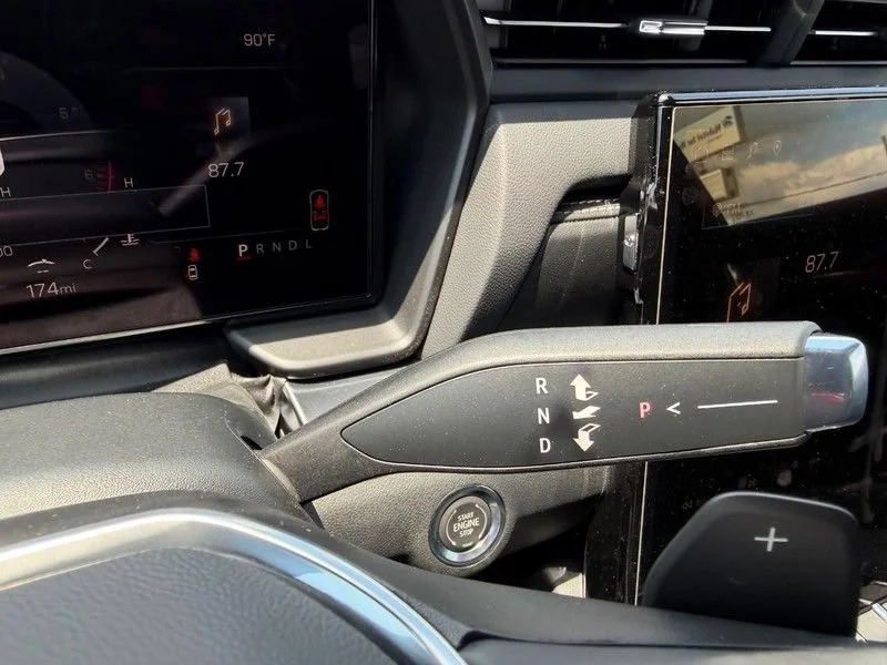 2026 GMC Terrain Elevation - Photo 12