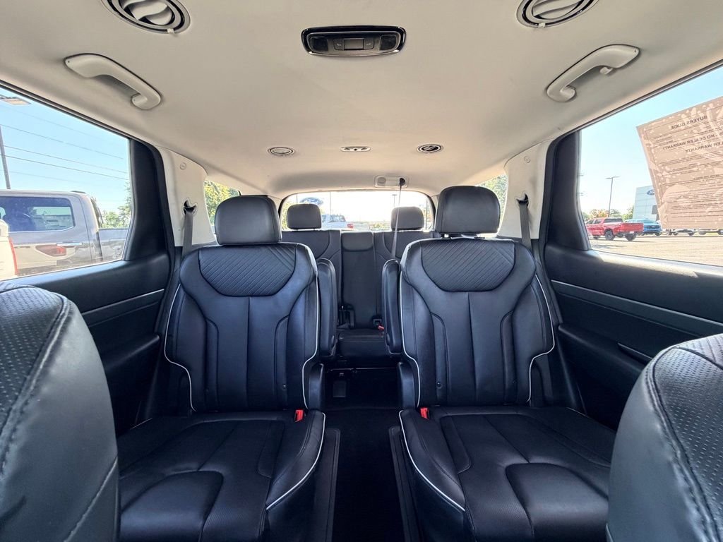 Used 2024 White Hyundai SEL image 30