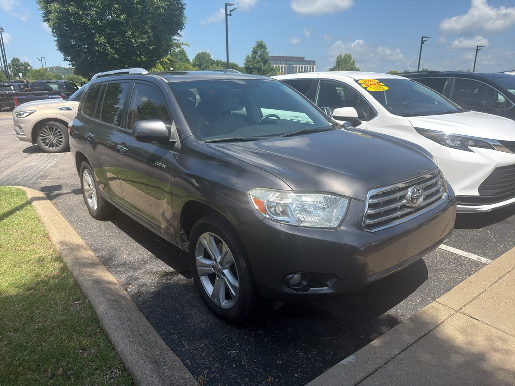 Used 2010 MAGNETIC GRAY METALLIC Toyota Limited image 2