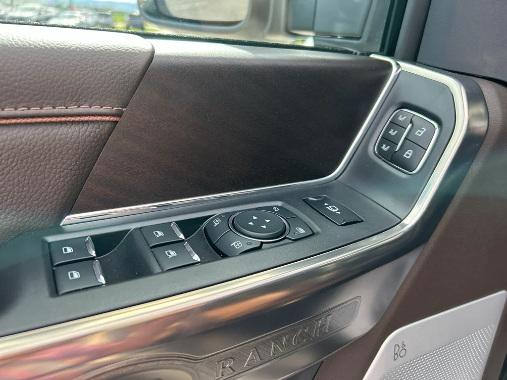 New 2026 Star White Metallic Tri-Coat Ford F-350® King Ranch® image 6