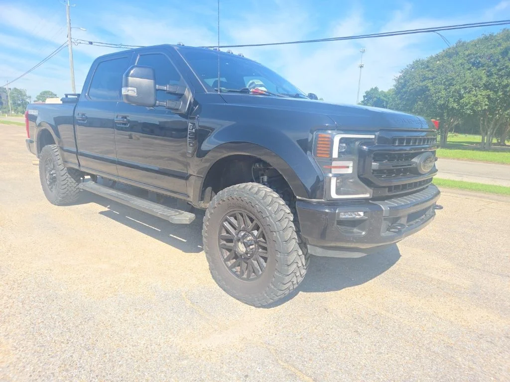 Used 2022 Black Ford Lariat image 1