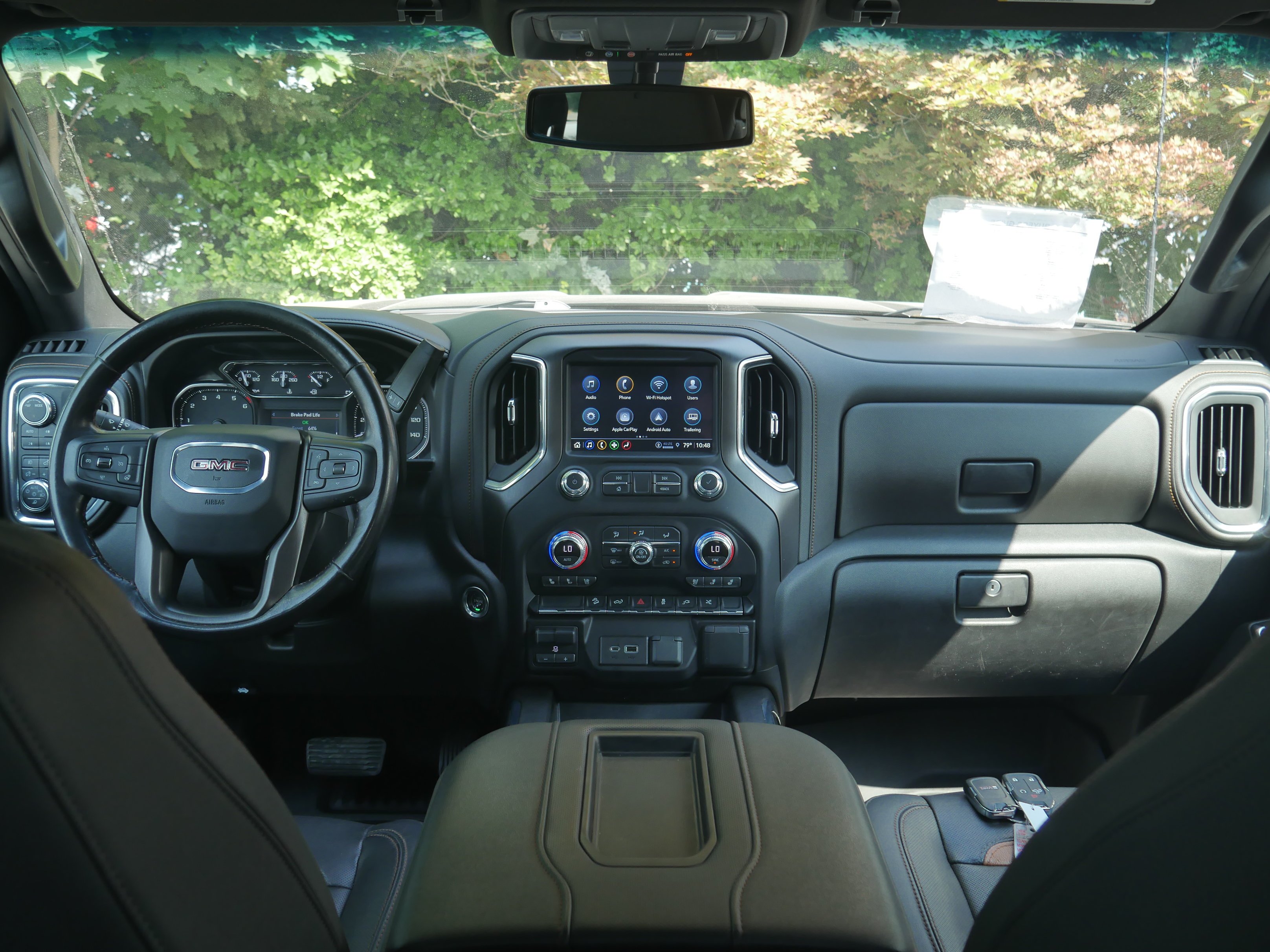 Used 2022 Onyx Black GMC AT4 image 9