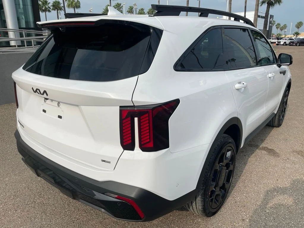 New 2026 White Kia X-Line SX Prestige image 3