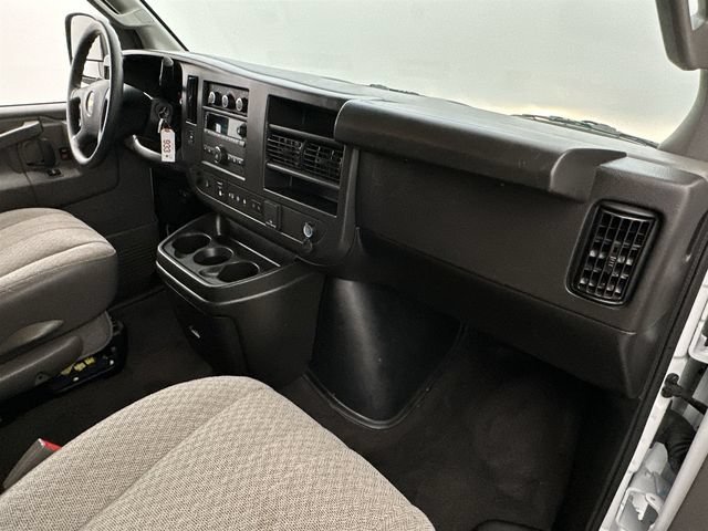 2025 Chevrolet Express Passenger LT - Photo 12