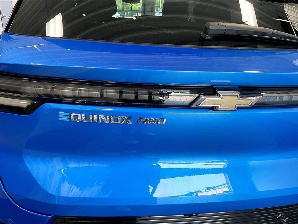 Used 2024 Blue Chevrolet LT image 28